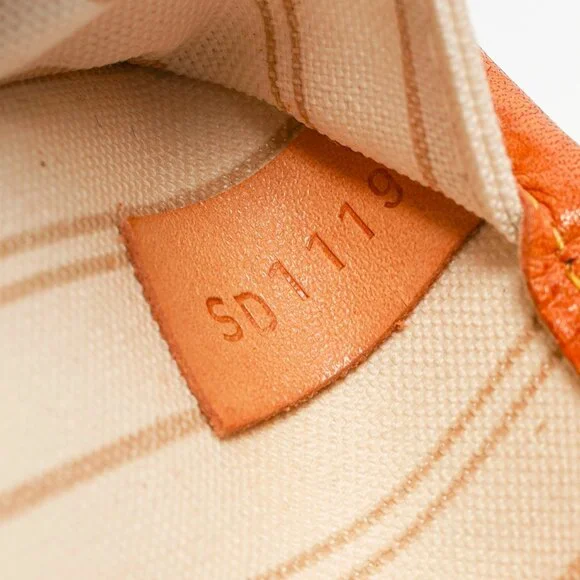 Louis Vuitton Neverfull MM Damier Azur Canvas Tote - Picture 15 of 15